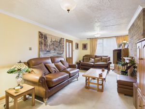 Sitting Room- click for photo gallery